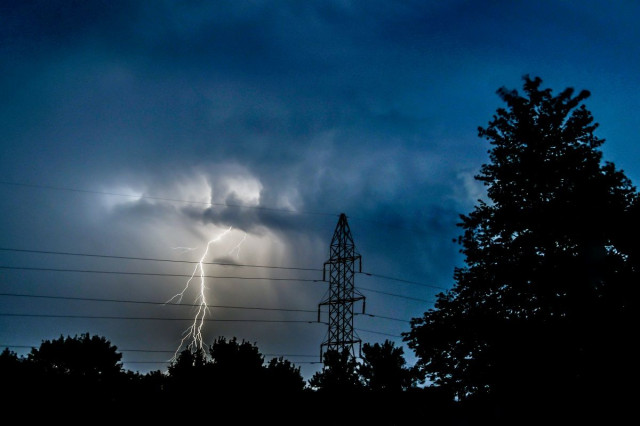 lightning bolt from clouds - summer storms