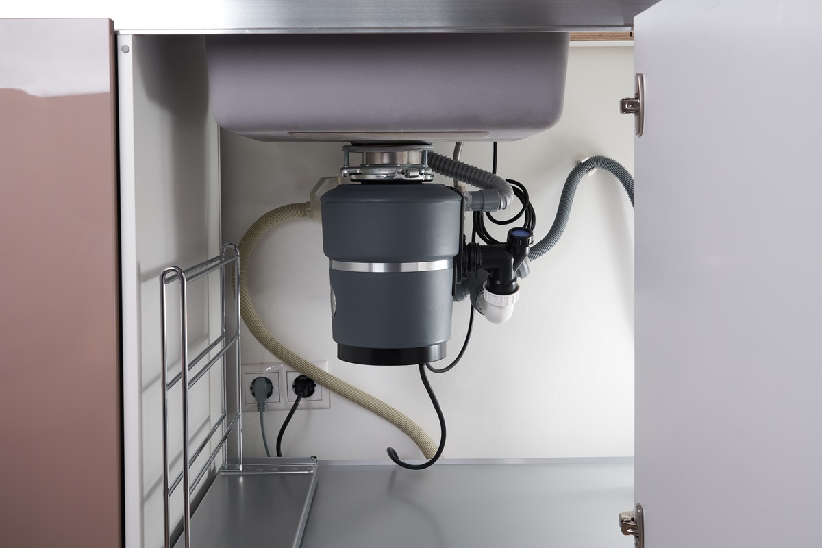 Garbage Disposal under the sink, waste chopper concept